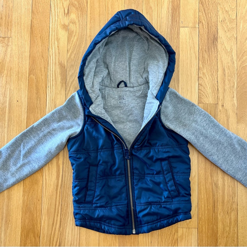Boys Fall Hoodie Gray & Navy Fleece Jacket Size 5 Sweatshirt Perfect for Fall